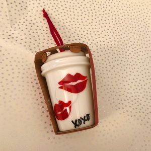 Starbucks 2015 Ornament - XOXO Kiss